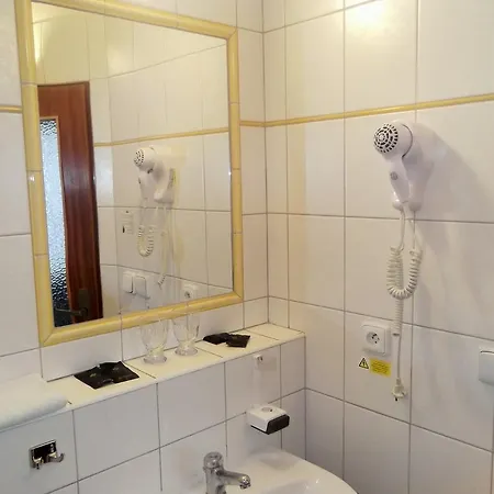 Hotel Elen's Arlington