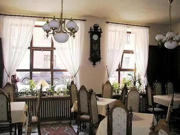 Elen's Arlington براغ